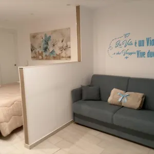 https://la-casa-dei-nonni.barihotels.org