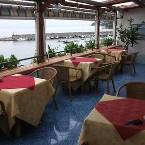 Holidays Baia D'amalfi 2*, Amalfi Italia